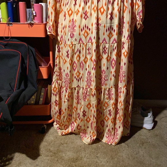 Dress - Picture 2 of 2